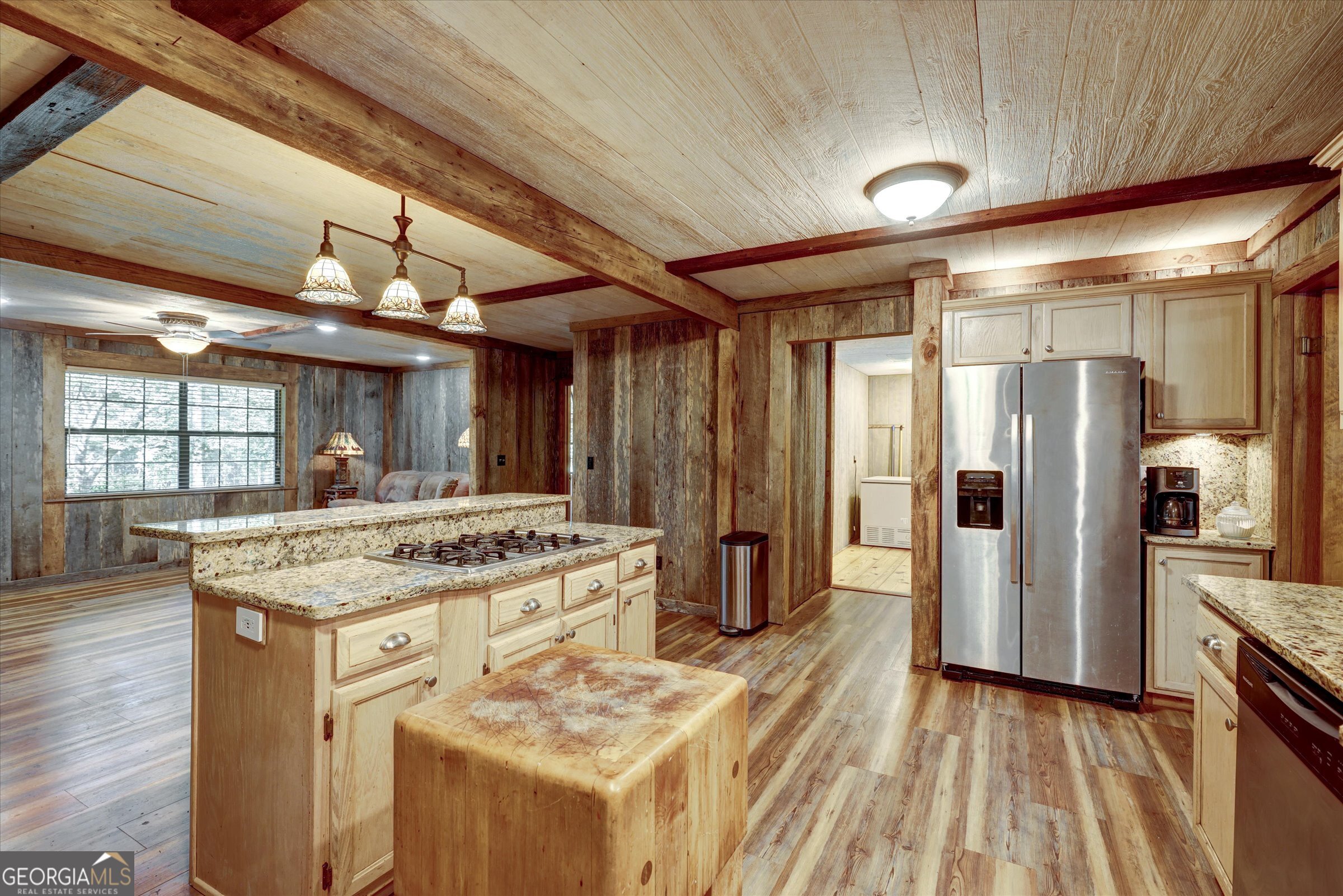 424 Hampton Road Hampton, GA 30228 - Photo 36 of 96 a kitchen with a stove and a refrigerator