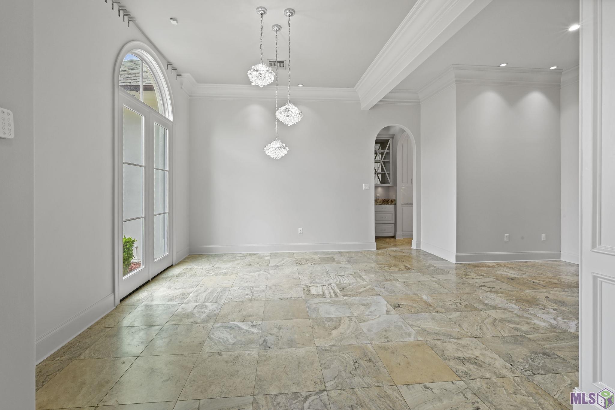 18642 Santa Maria Drive Baton Rouge, LA 70809 - Photo 6 of 38 Dining Area
