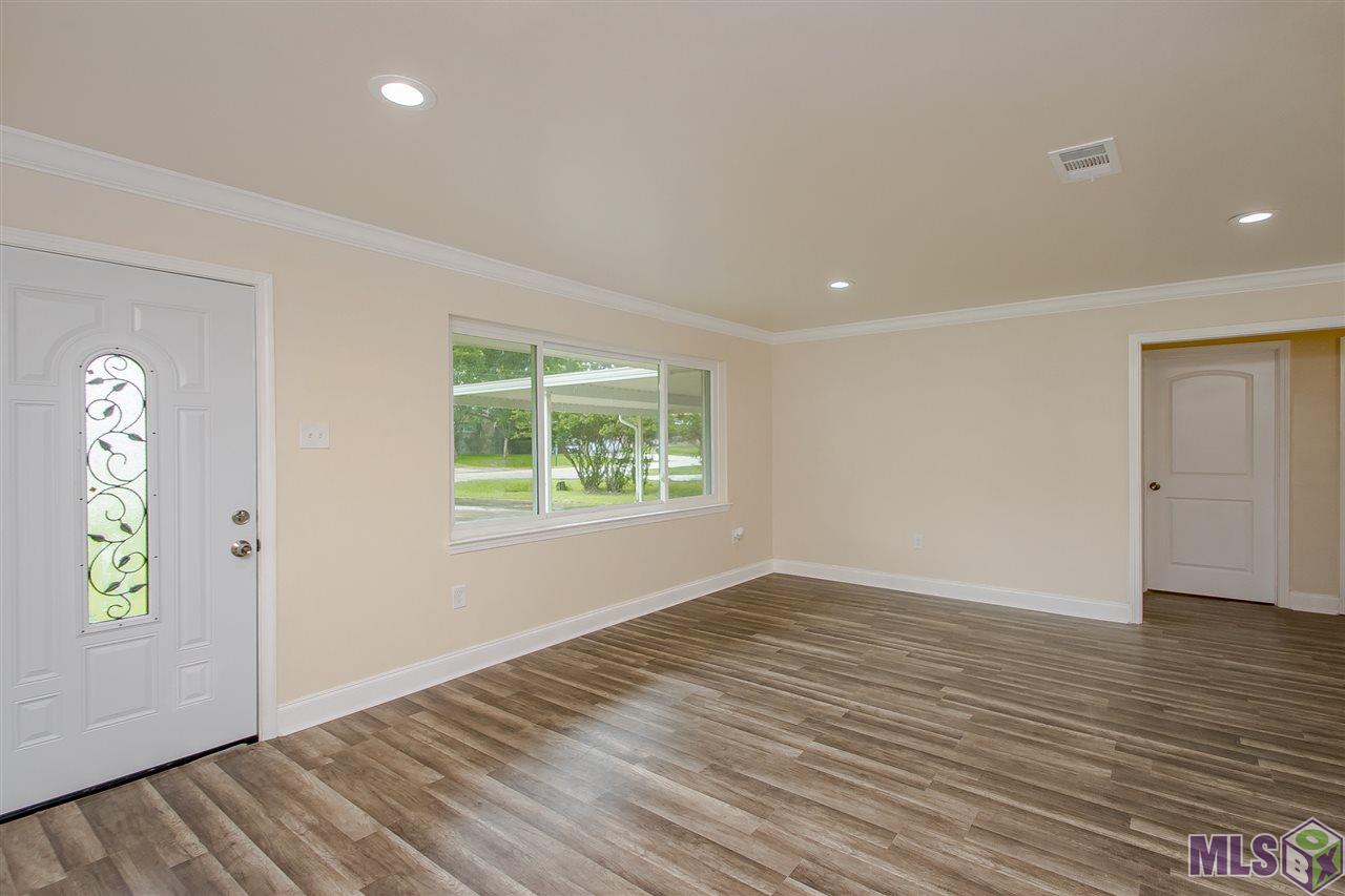 5334 Green Ridge Drive Baton Rouge, LA 70814 - Photo 5 of 31