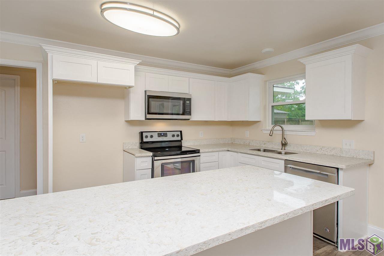 5334 Green Ridge Drive Baton Rouge, LA 70814 - Photo 9 of 31