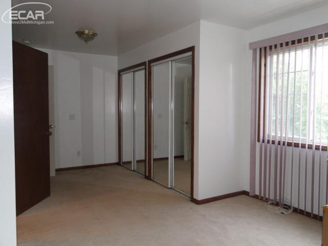 8380 Birch Run Road Millington, MI 48746 - Photo 13 of 35 21319051-12.JPG