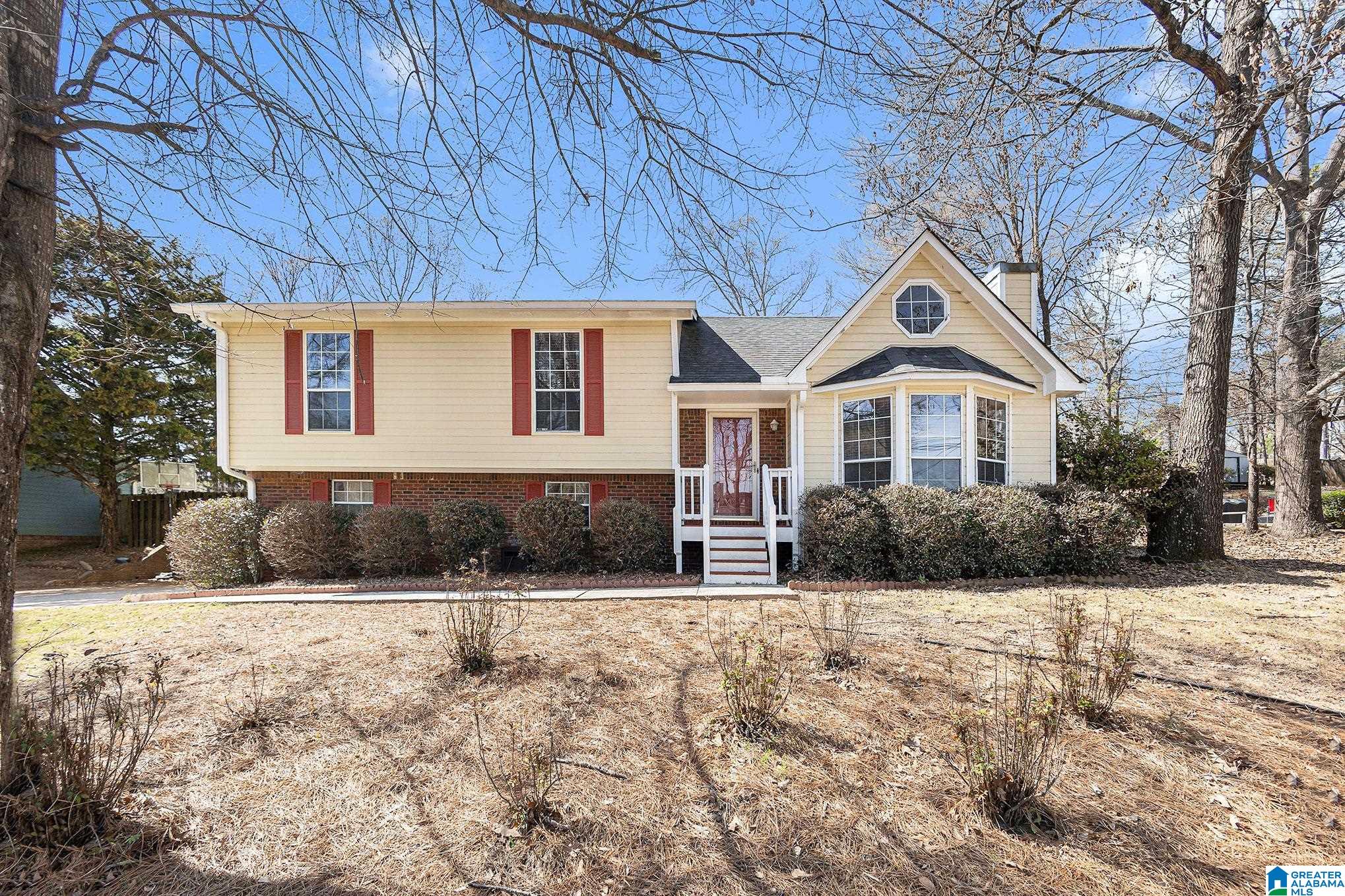 320 Pebble Lane Alabaster, AL 35007 - Photo 2 of 25 Gallery Image 2