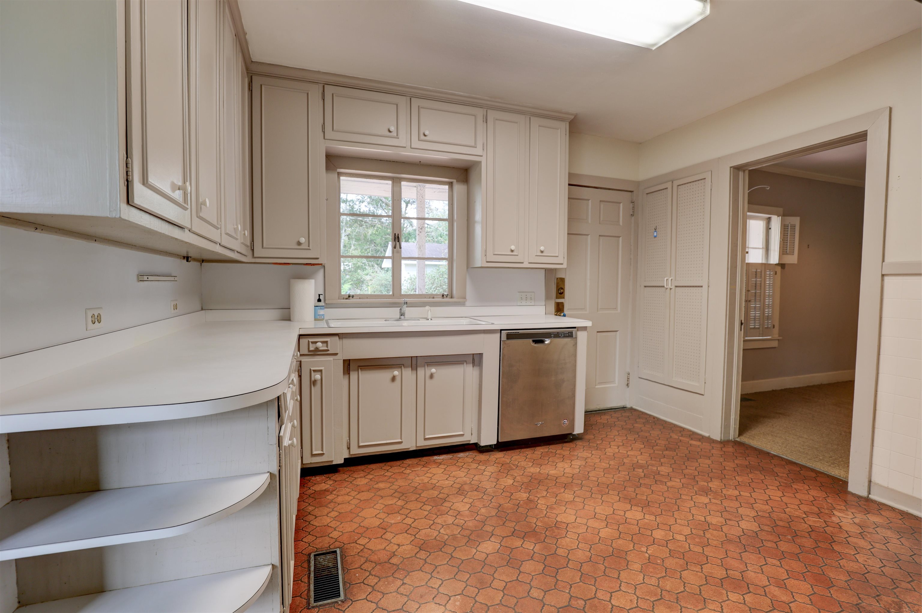 353 South Section Street Fairhope, AL 36532 - Photo 9 of 28