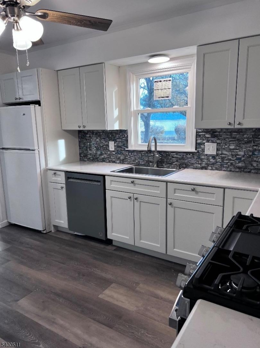 1880 Amwell Road Somerset, NJ 08873 - Photo 4 of 9