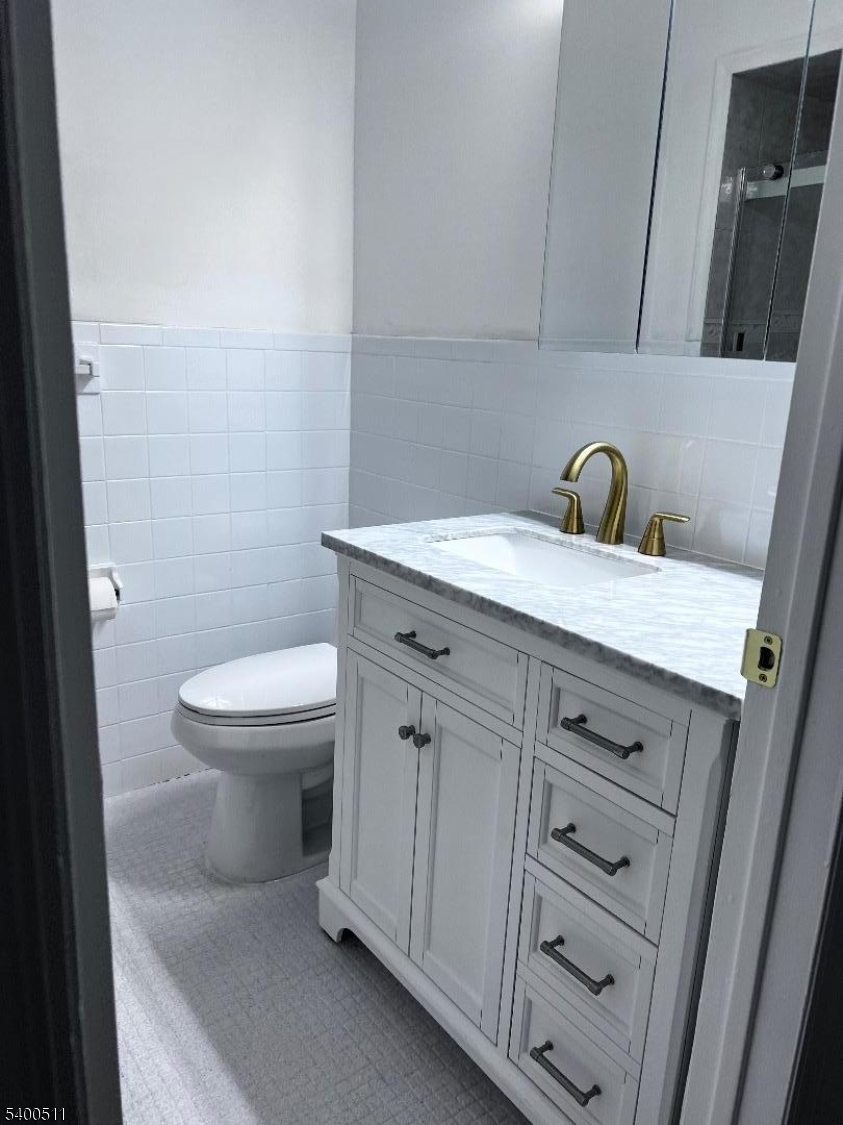 1880 Amwell Road Somerset, NJ 08873 - Photo 6 of 9