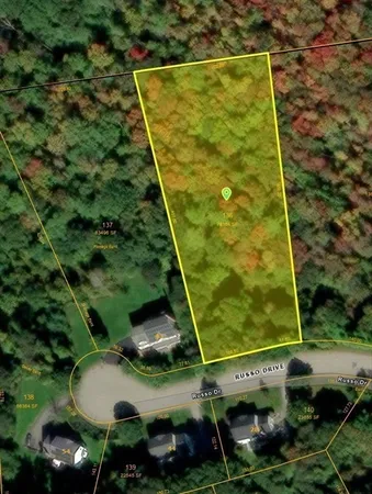 $225,000 | 33 Russo Drive, Marlborough, MA 01752