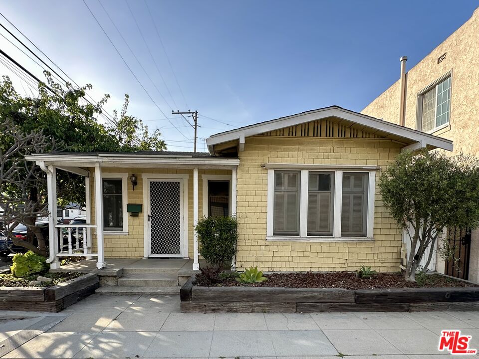 6425 East Ocean Blvd  