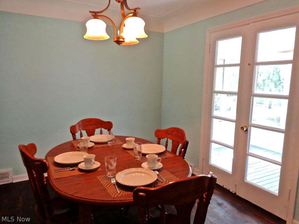14687 Sprague Road Strongsville, OH 44136 - Photo 8 of 25
