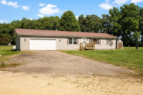 $275,000 | N6893 English Settlement Road, Albany, WI 53502