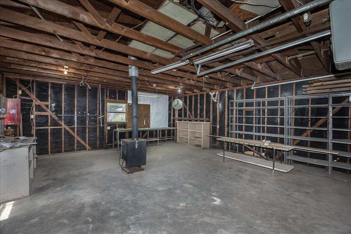 1609 Southwest 35th Avenue Amarillo, TX 79109 - Photo 25 of 25 25-Inside Shop 2
