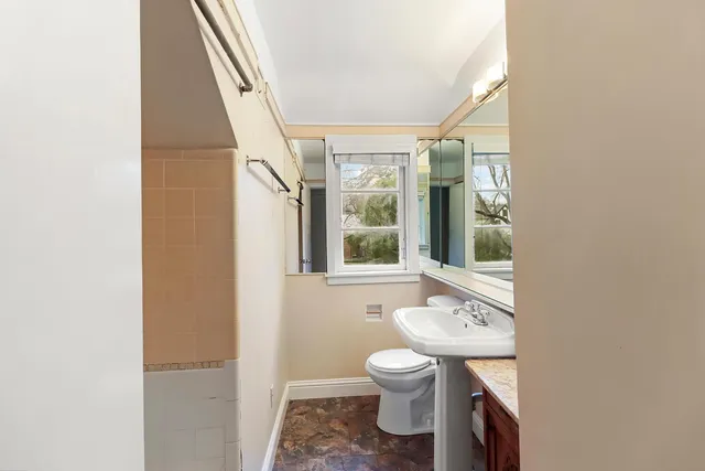 $1,175,000 | 58 College Park, Davis, CA 95616