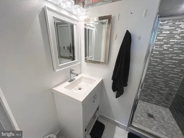 $179,900 | 3360 Huntley Square Drive, Unit B1, Temple Hills, MD 20748