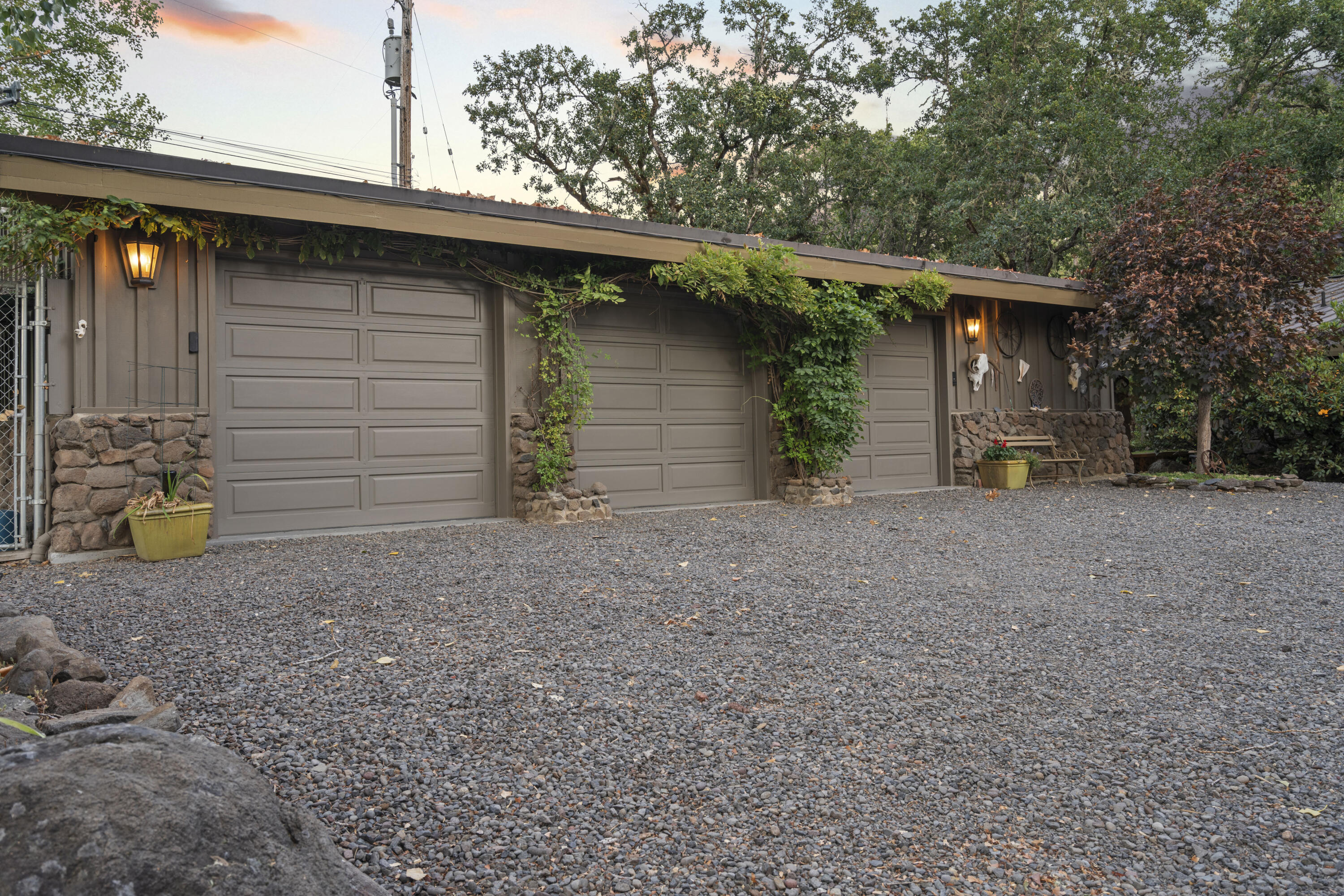 2871 Cobleigh Road Eagle Point, OR 97524 - Photo 50 of 73 Cobleigh-48