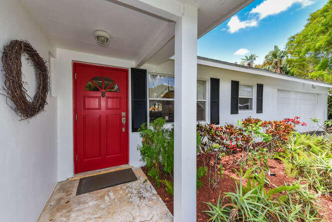 316 Leigh Road Tequesta, FL 33469 - Photo 46 of 51 316 Leigh Rd Jupiter FL 33469-small-008-