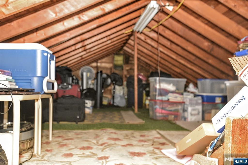 179 Kakeout Road Butler, NJ 07405 - Photo 18 of 38