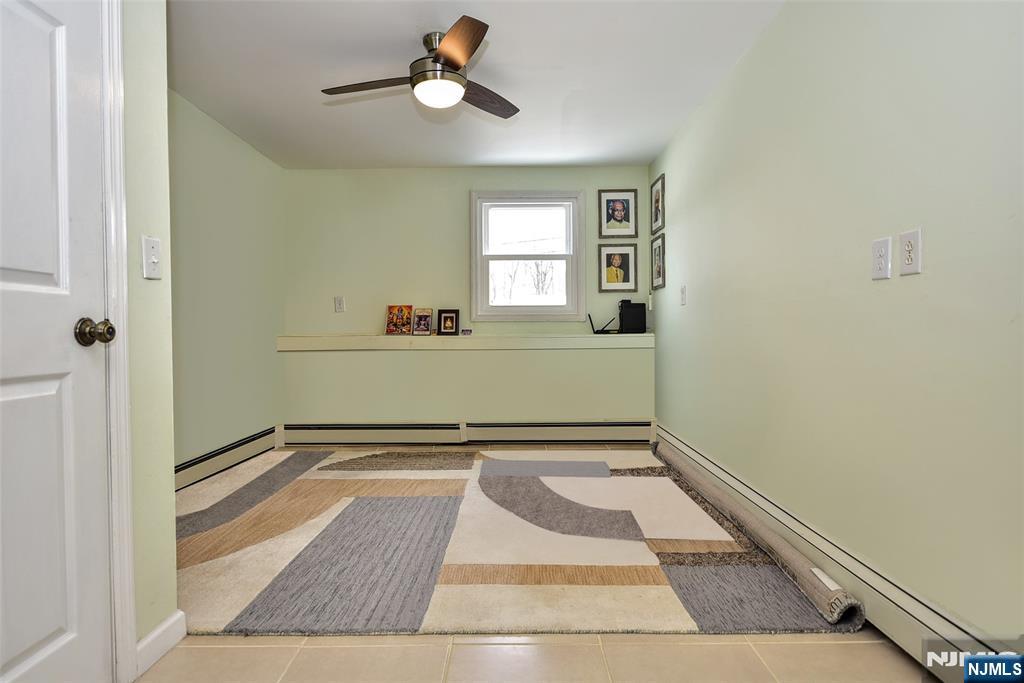 179 Kakeout Road Butler, NJ 07405 - Photo 20 of 38