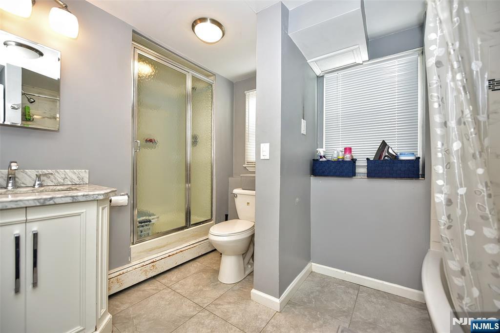 179 Kakeout Road Butler, NJ 07405 - Photo 22 of 38