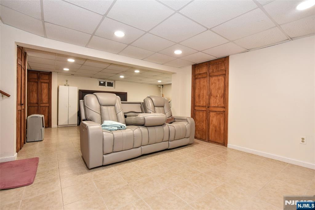 179 Kakeout Road Butler, NJ 07405 - Photo 26 of 38