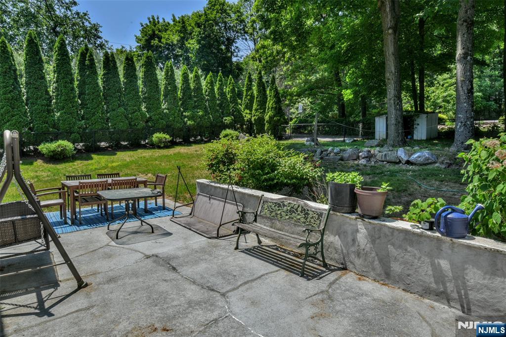 179 Kakeout Road Butler, NJ 07405 - Photo 31 of 38