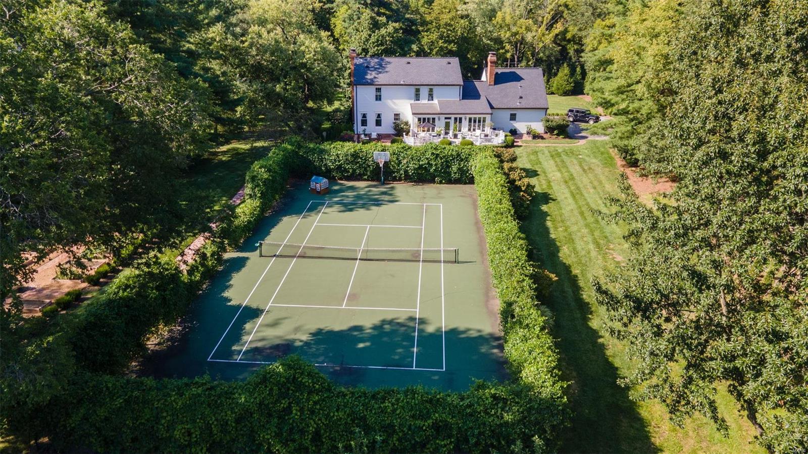 9754 Old Warson Road Ladue, MO 63124 - Photo 35 of 40