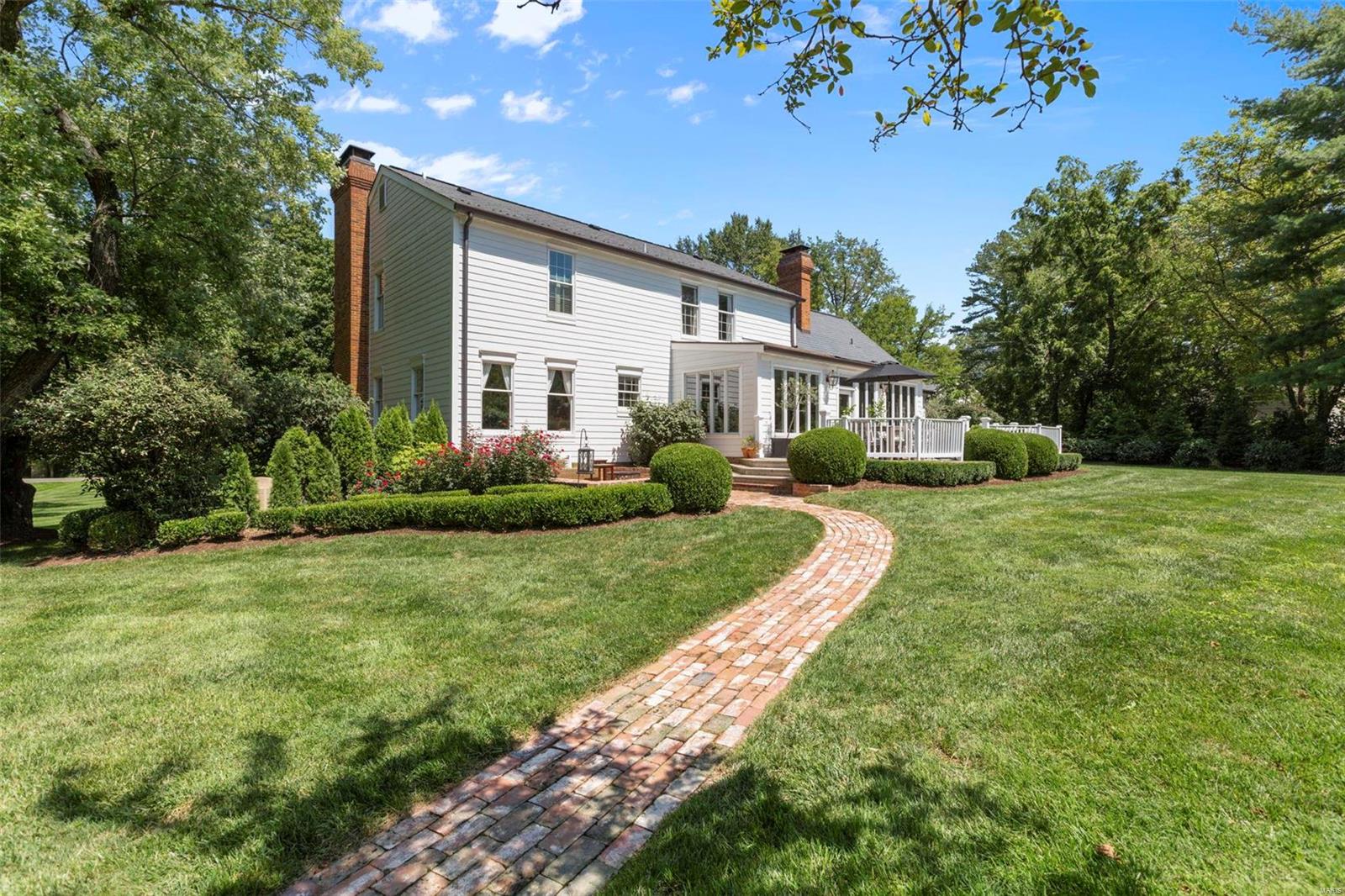 9754 Old Warson Road Ladue, MO 63124 - Photo 37 of 40