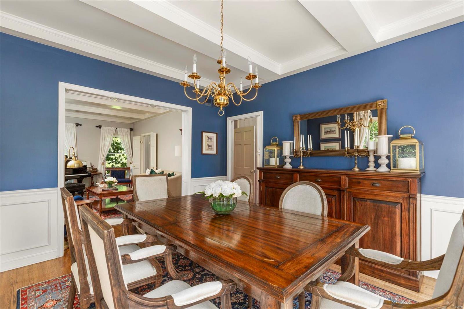 9754 Old Warson Road Ladue, MO 63124 - Photo 8 of 40