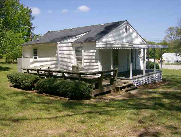 224 Mt Calvary Church Road Easley, SC 29642 - Photo 7 of 9 Gallery Image 7