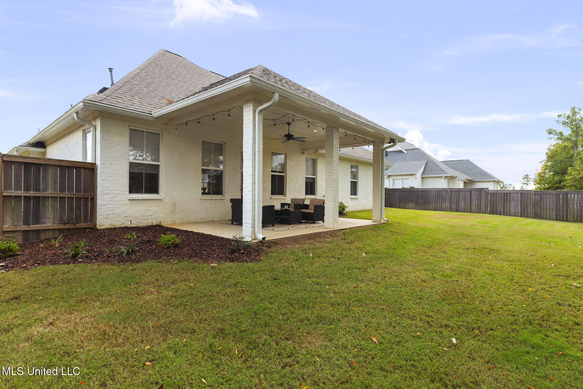 433 Crossvine Place Madison, MS 39110 - Photo 37 of 51 Back Patio