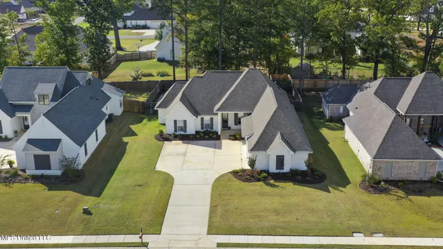 $524,900 | 433 Crossvine Place, Madison, MS 39110