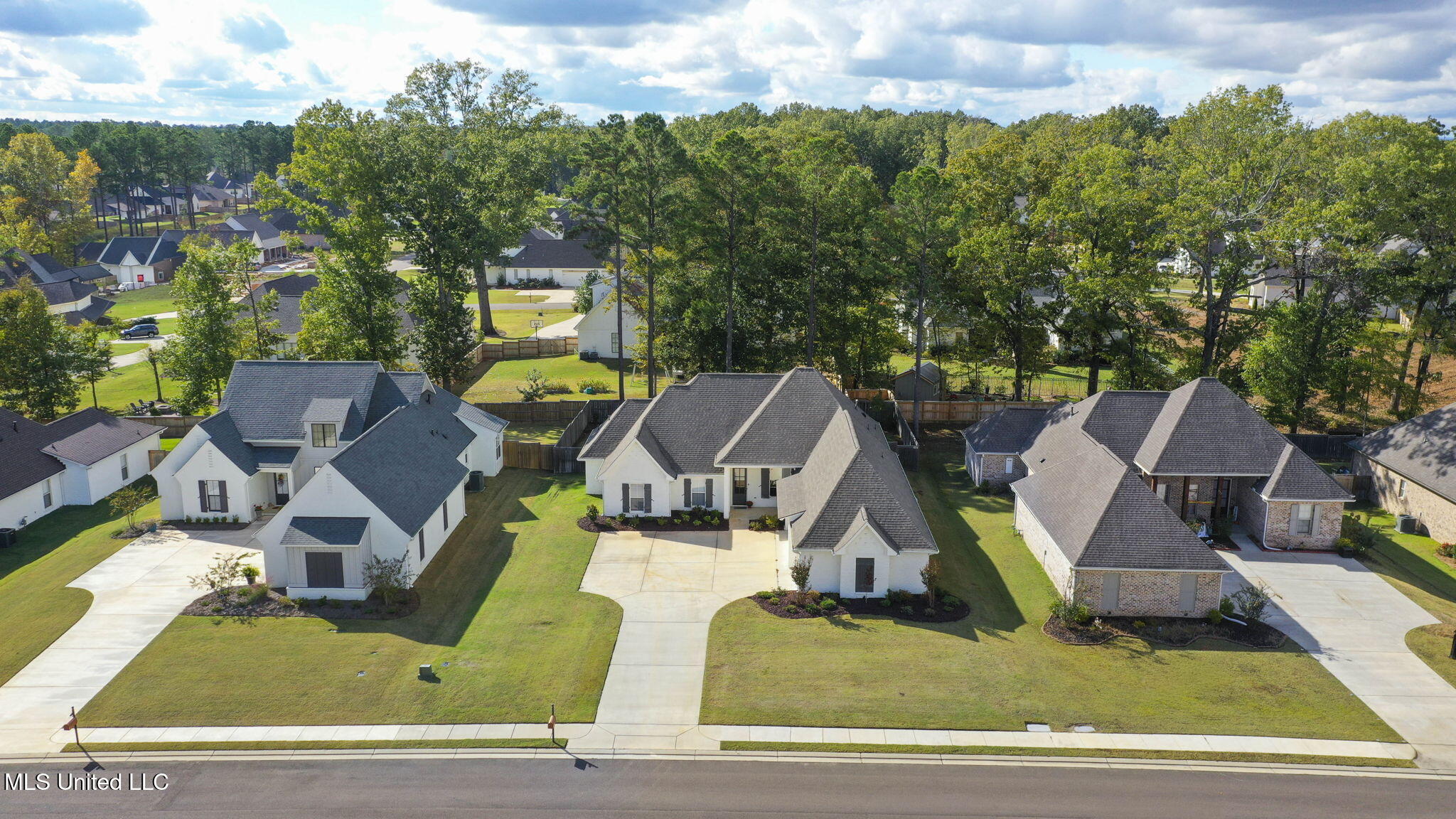 433 Crossvine Place Madison, MS 39110 - Photo 43 of 51 Aerial View of Home