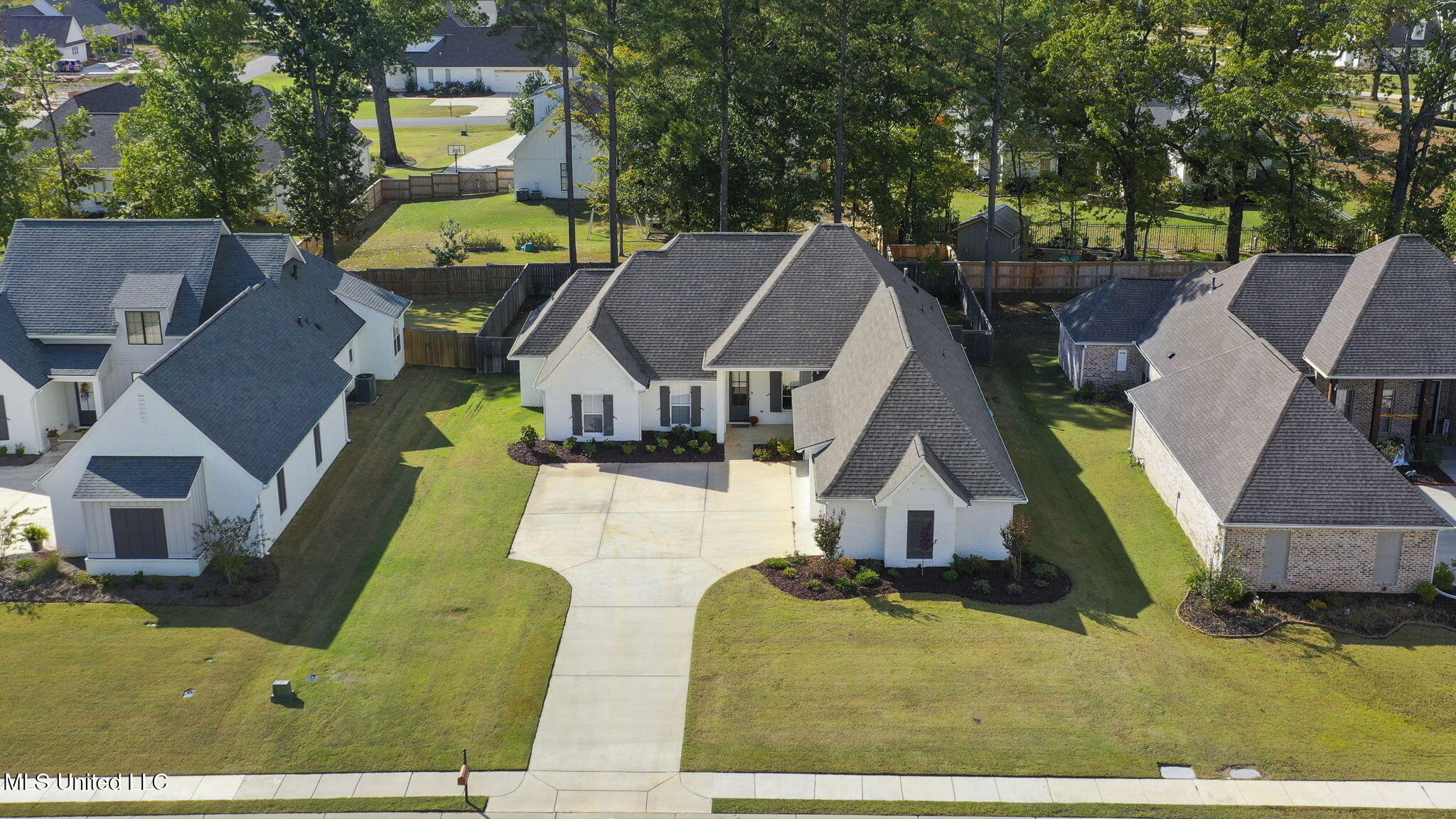 433 Crossvine Place Madison, MS 39110 - Photo 43 of 52 Aerial View of Home
