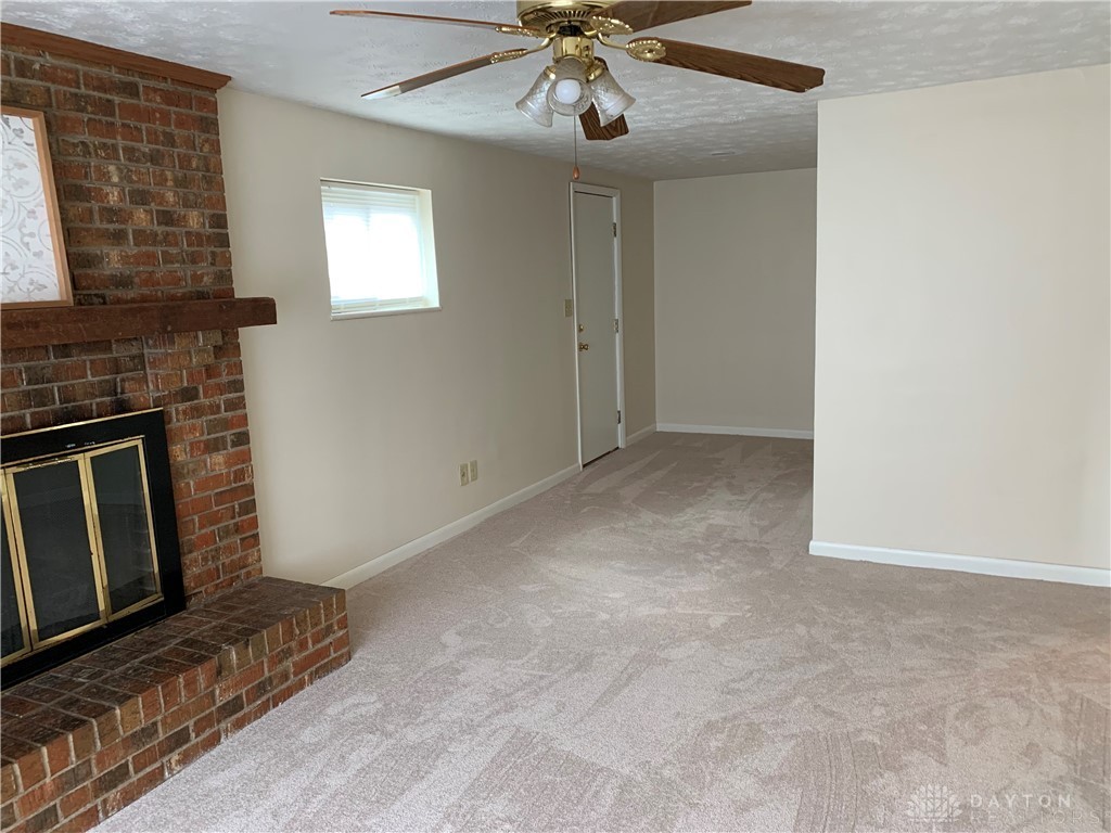 1685 West Stroop Road Kettering, OH 45439 - Photo 4 of 18 Gallery Image 4