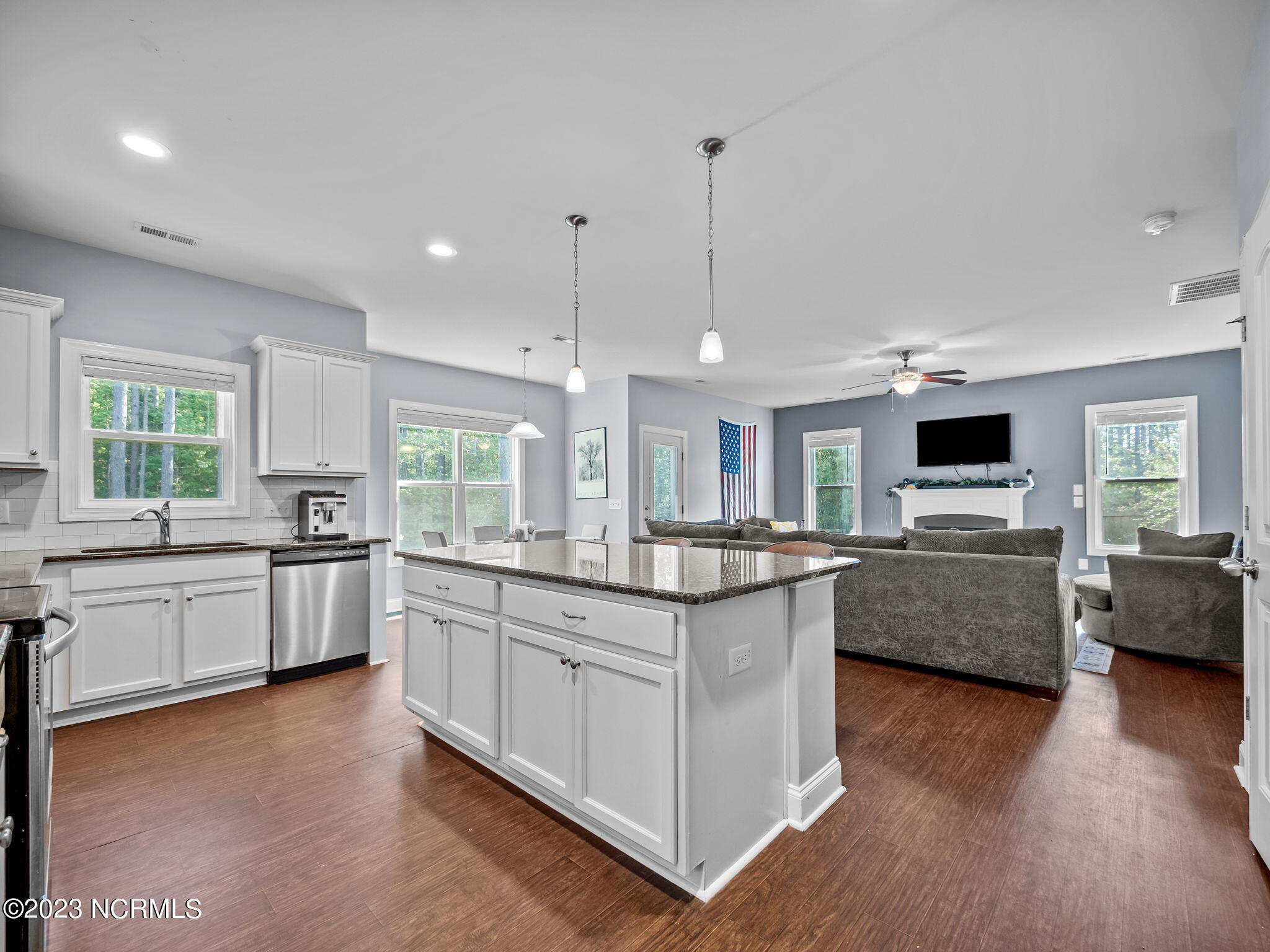 416 Belhaven Court Holly Ridge, NC 28445 - Photo 16 of 51 27-web-or-mls-27-print-P4250045