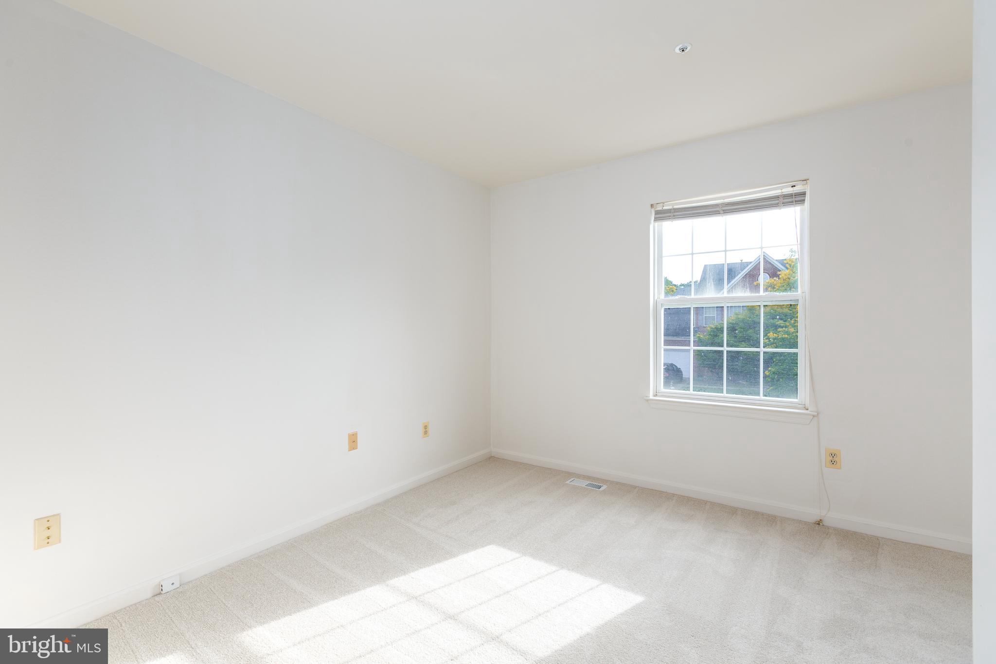9625 Utica Place Springdale, MD 20721 - Photo 38 of 48 Gallery Image 38