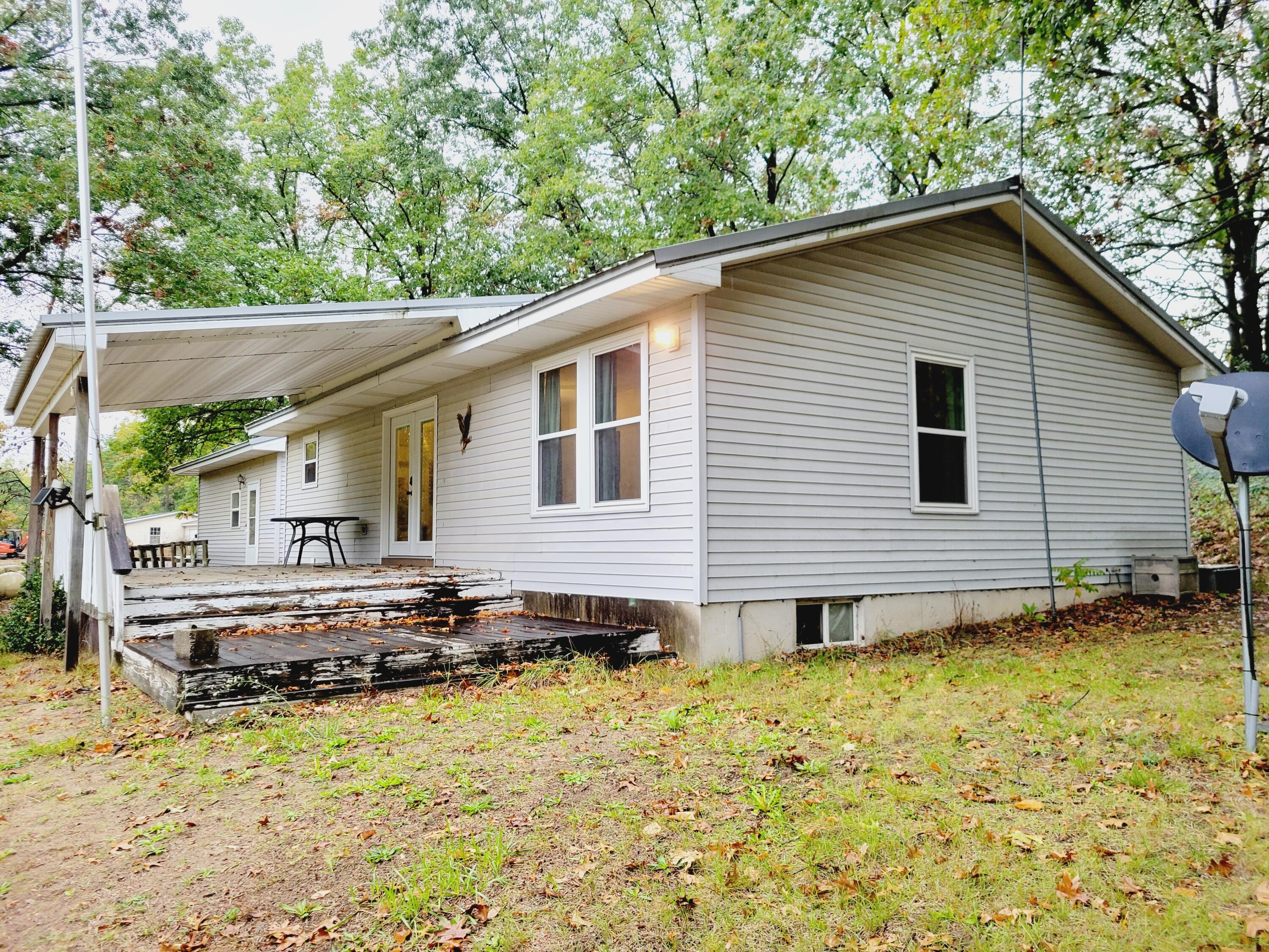 2929 Lee Road Saranac, MI 48881 - Photo 8 of 25 20231013_104125