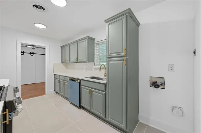 $400,000 | 2251 Hartline Drive, Dallas, TX 75228