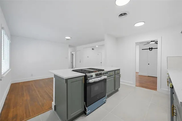 $400,000 | 2251 Hartline Drive, Dallas, TX 75228