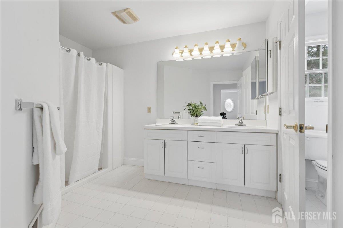 45 Hedge Row Road Plainsboro, NJ 08540 - Photo 23 of 31