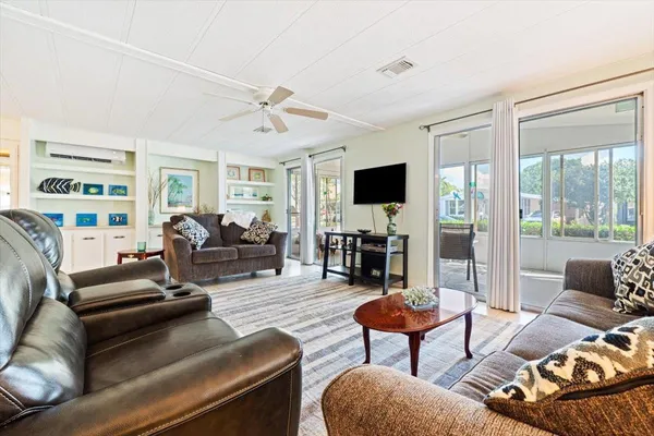 $209,000 | 5389 Northwest 3rd Avenue, Deerfield Beach, FL 33064