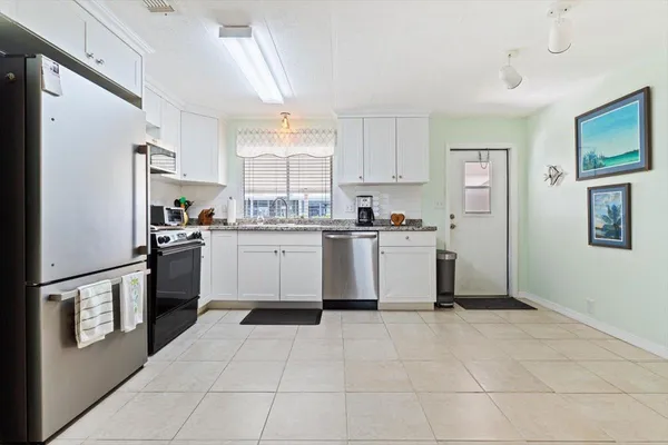 $209,000 | 5389 Northwest 3rd Avenue, Deerfield Beach, FL 33064