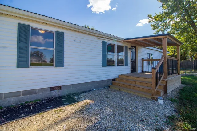 $129,900 | 6893 US Highway 27, Ridgeville, IN 47380