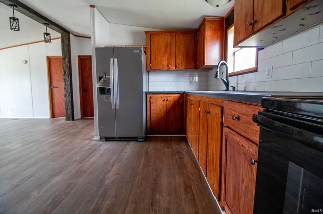 $129,900 | 6893 US Highway 27, Ridgeville, IN 47380