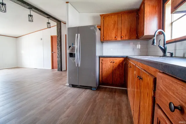 $129,900 | 6893 US Highway 27, Ridgeville, IN 47380