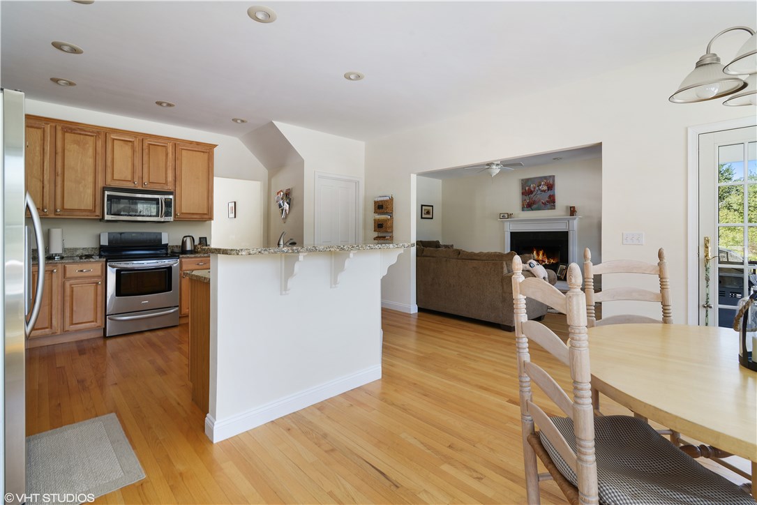 52 Beaver River Road Richmond, RI 02892 - Photo 13 of 26