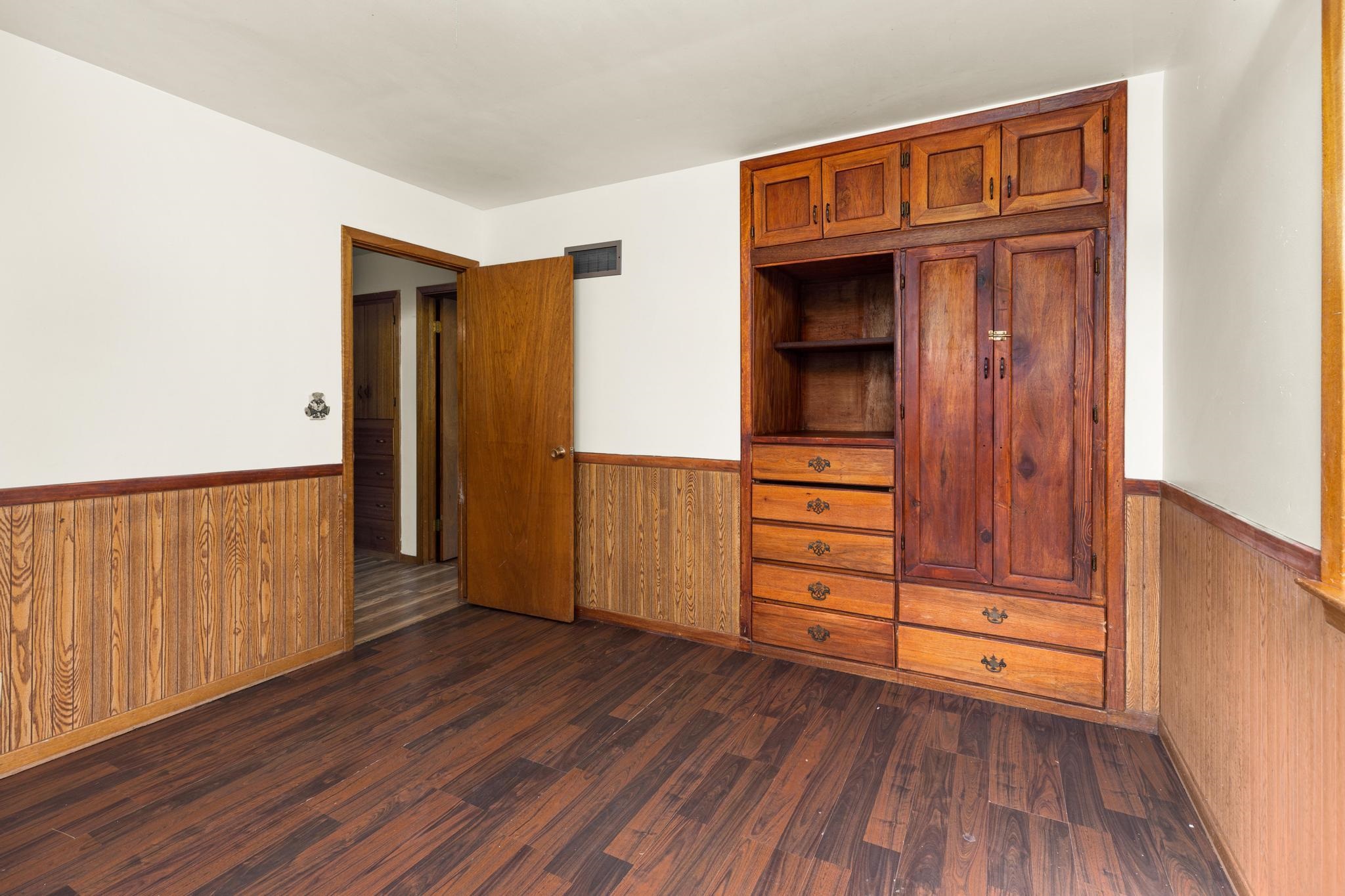 643 Michael Road Newton, KS 67114 - Photo 13 of 36