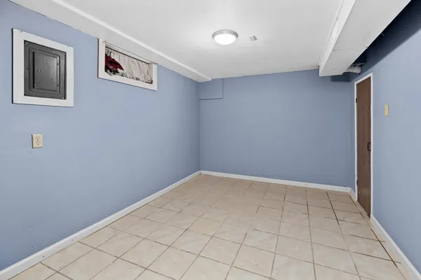 $167,000 | 643 Michael Road, Newton, KS 67114