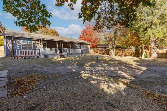 $167,000 | 643 Michael Road, Newton, KS 67114