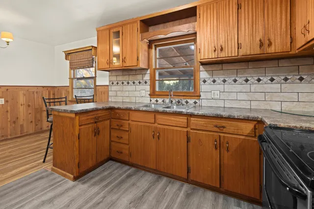 $167,000 | 643 Michael Road, Newton, KS 67114