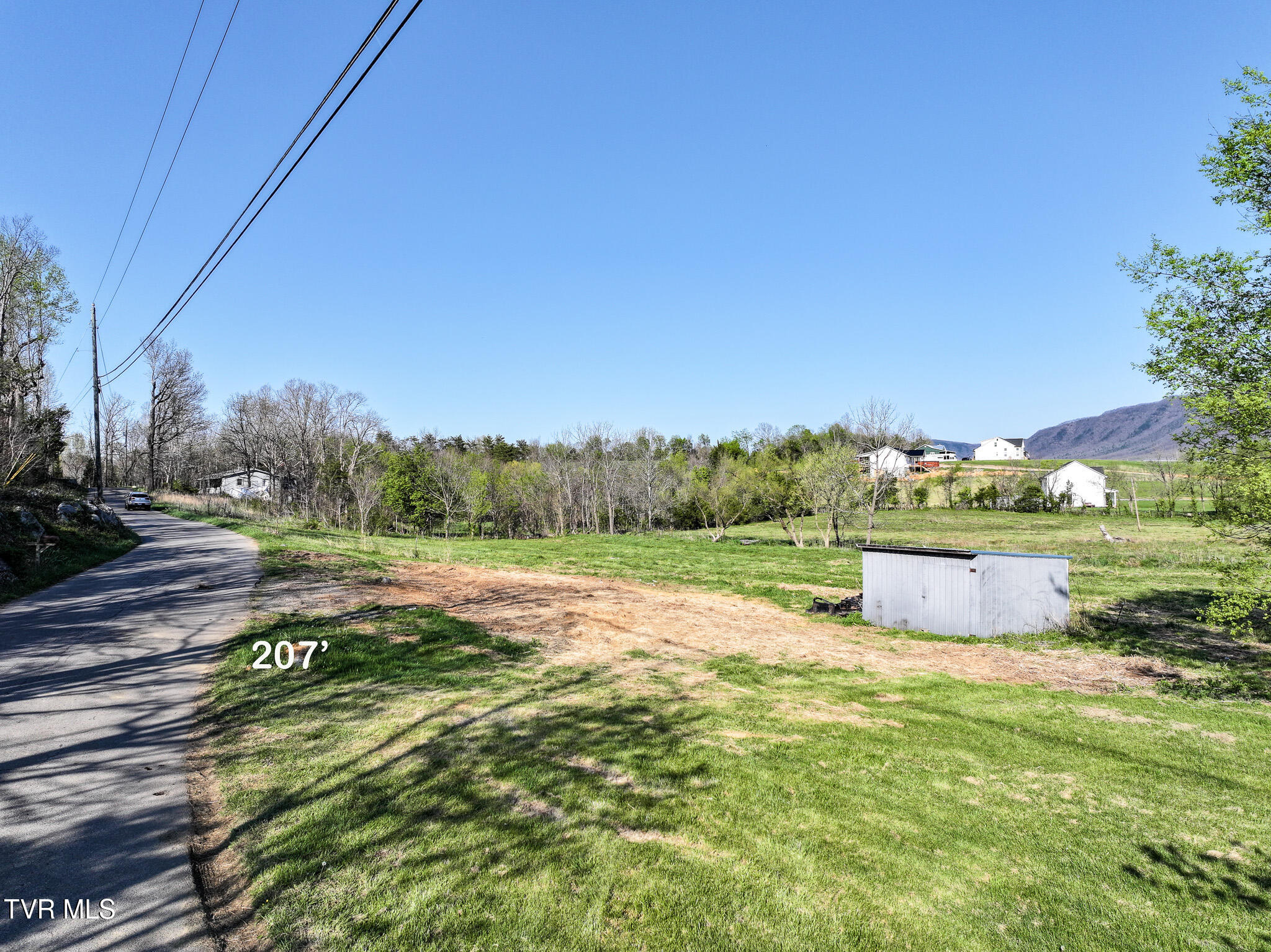 525 Kelley Gap Road Greeneville, TN 37743 - Photo 4 of 27 DJI_20260407162310_0622_D-Edit