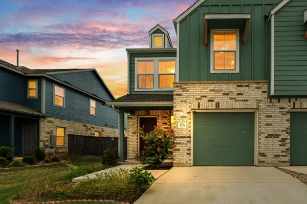 $289,500 | 176 Andross Lane, Bastrop, TX 78602